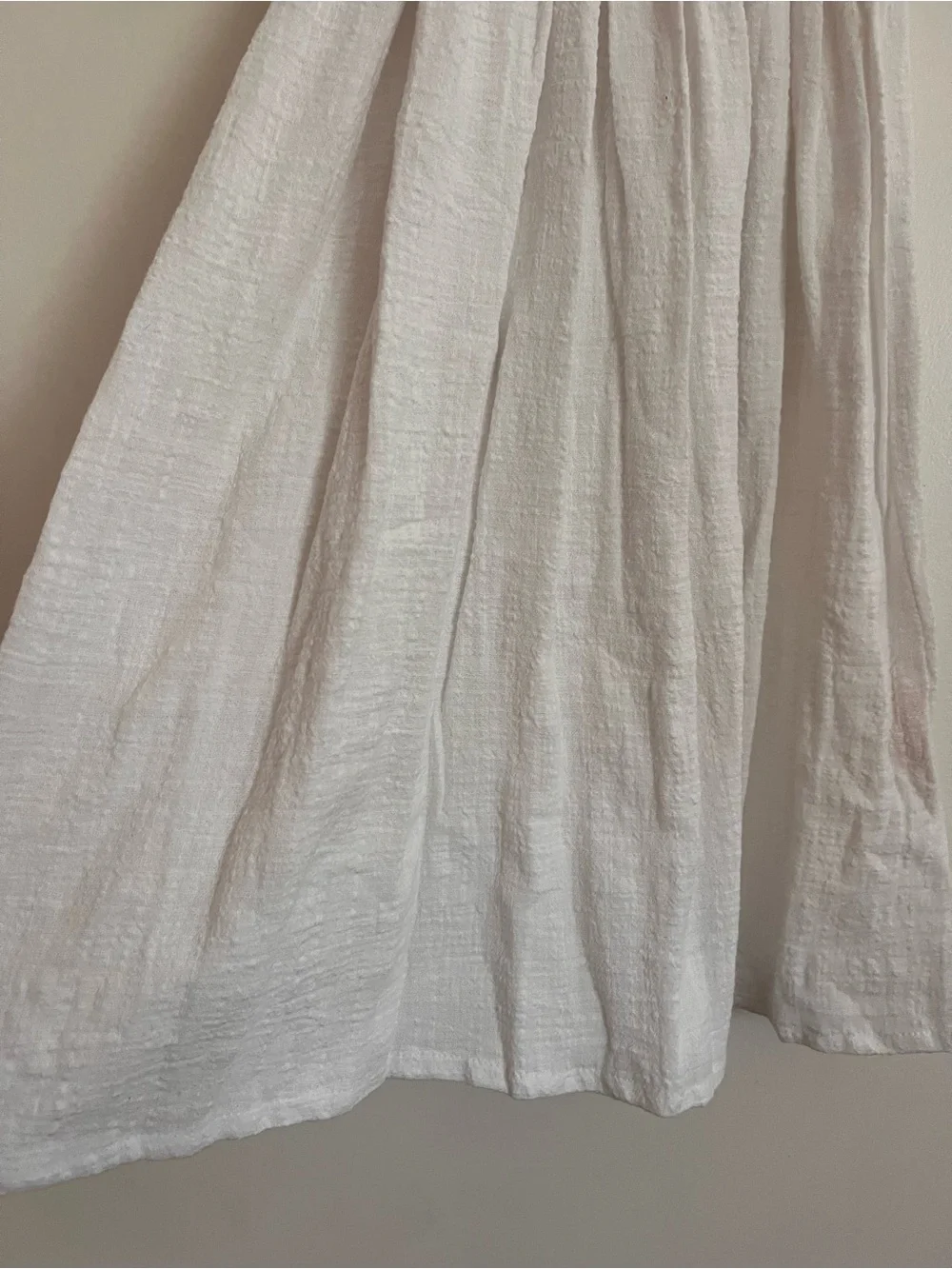 NEW Illoura the Label Smocked White Puff Sleeve Maxi Dress